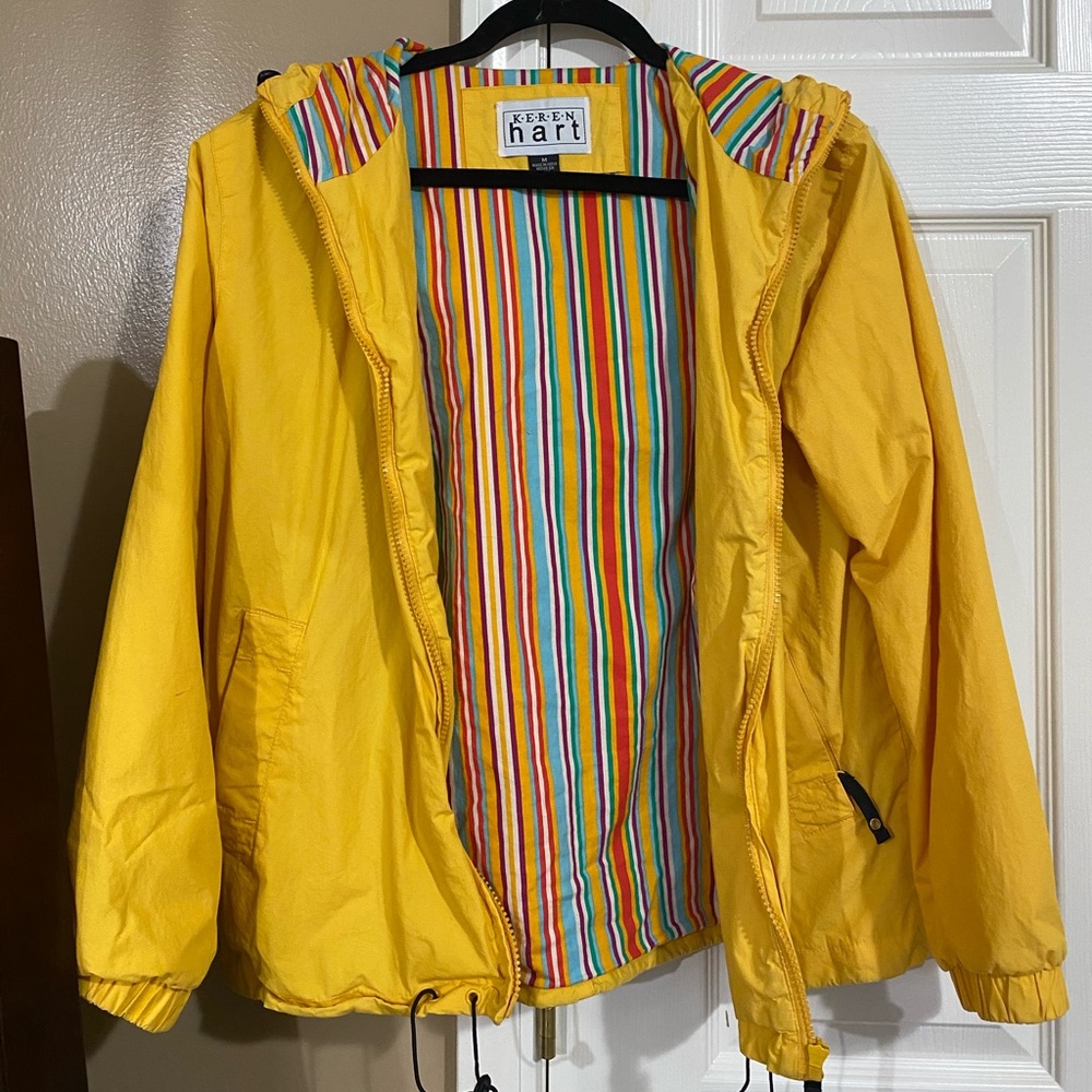 Vintage looking YELLOW MEDIUM RAIN JACKET